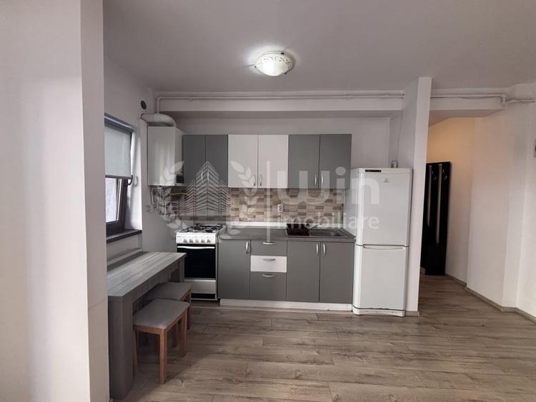 Apartament cu 2 camere semidecomandat, mobilat în Gheorgheni