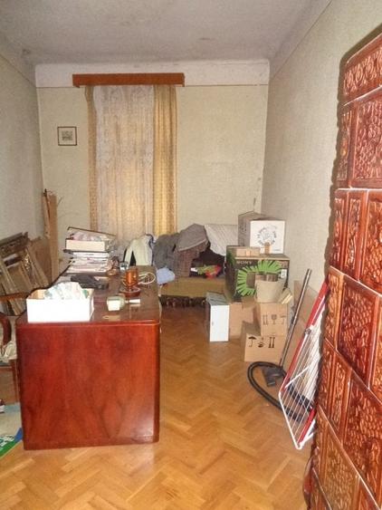Casă cu 7 camere cu Canalizare în Semicentral