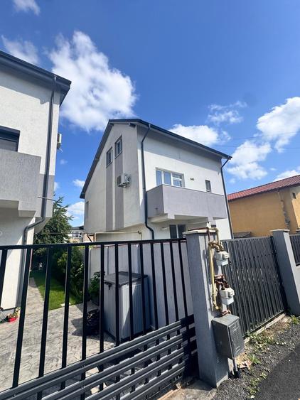 Casă individuală cu 5 camere cu Canalizare în Popești-Leordeni