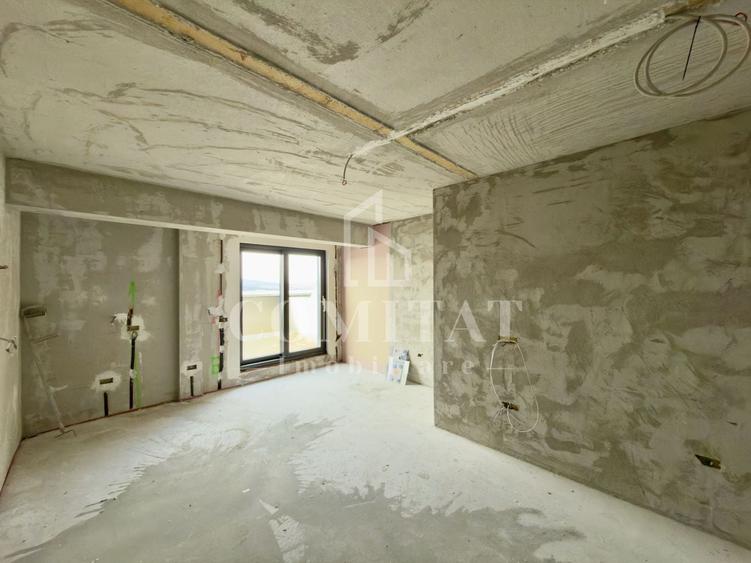 Apartament cu 4 camere semidecomandat în Zorilor