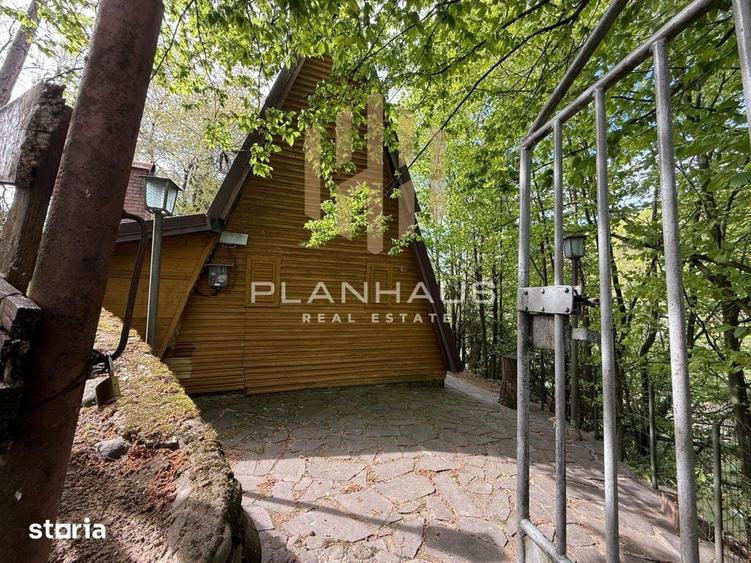 Casă cu 2 camere cu Teren 305 Mp în Firiza