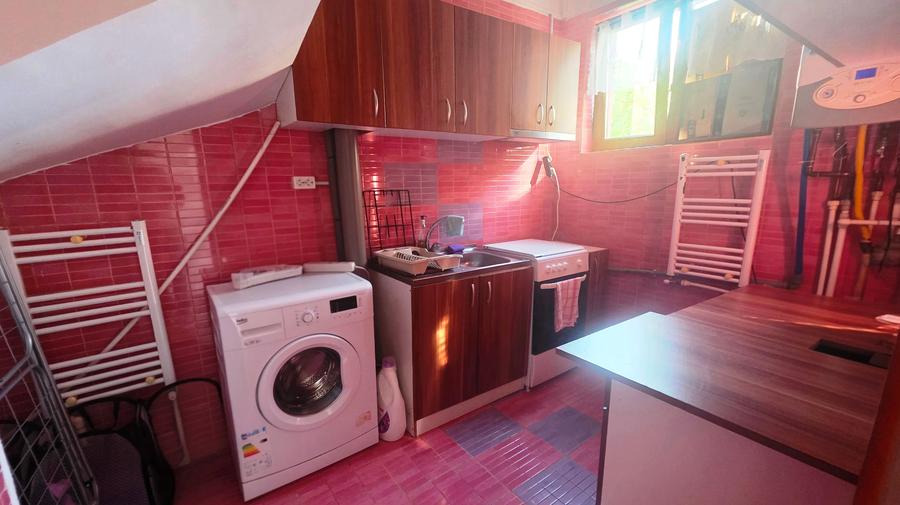 Vanzare apartament 2 camere in vila cu terasa si curte delimitata - 7