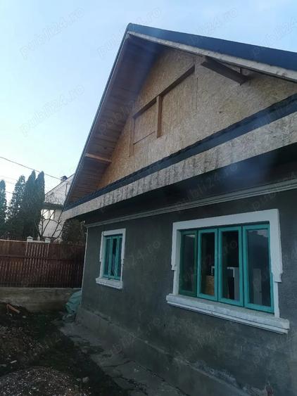 Casă cu 3 camere cu Teren 300 Mp în Central