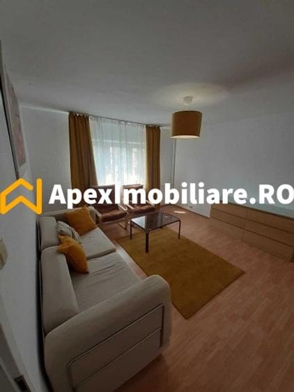 Apartament cu 3 camere decomandat, mobilat în Brâncoveanu