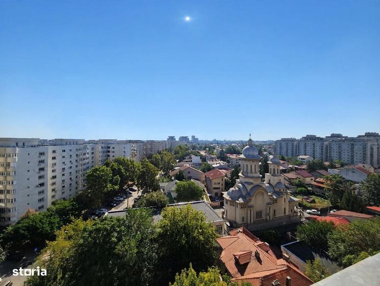 Apartament cu 3 camere semidecomandat, mobilat în Obor