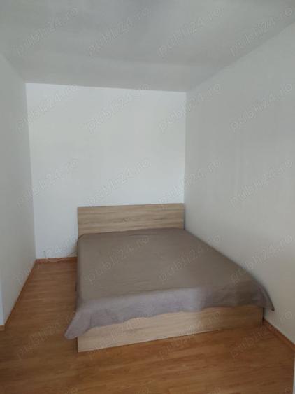 Garsonieră decomandată în Sud