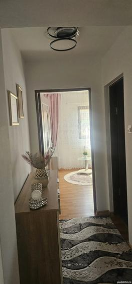 Casă cu 6 camere în Săcălaz