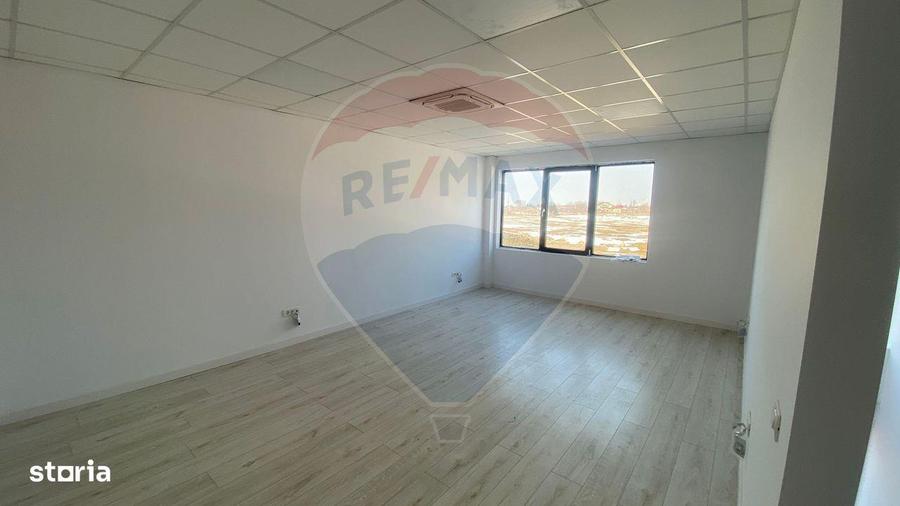 Spațiu comercial, de 550 mp, în Central