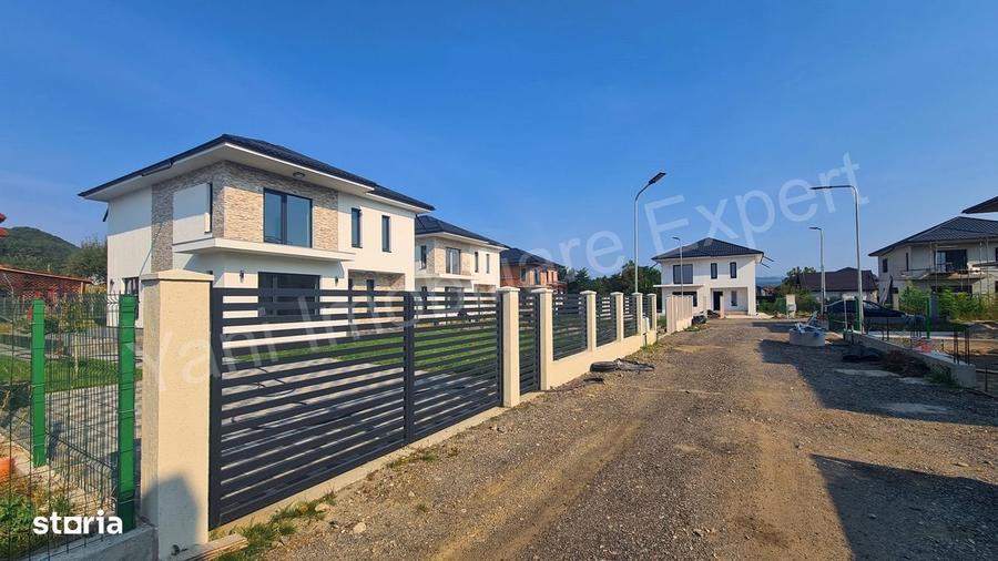 Casă cu 4 camere cu Teren 460 Mp în Curtea de Argeș