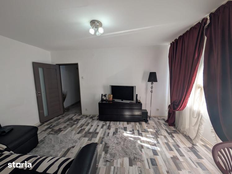 Apartament cu 2 camere semidecomandat în Vest