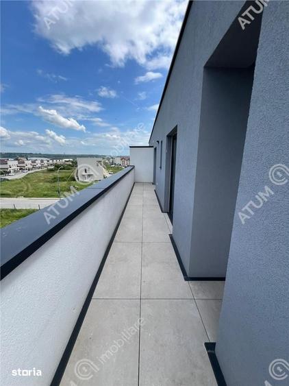 Apartament cu 3 camere, mobilat în Central
