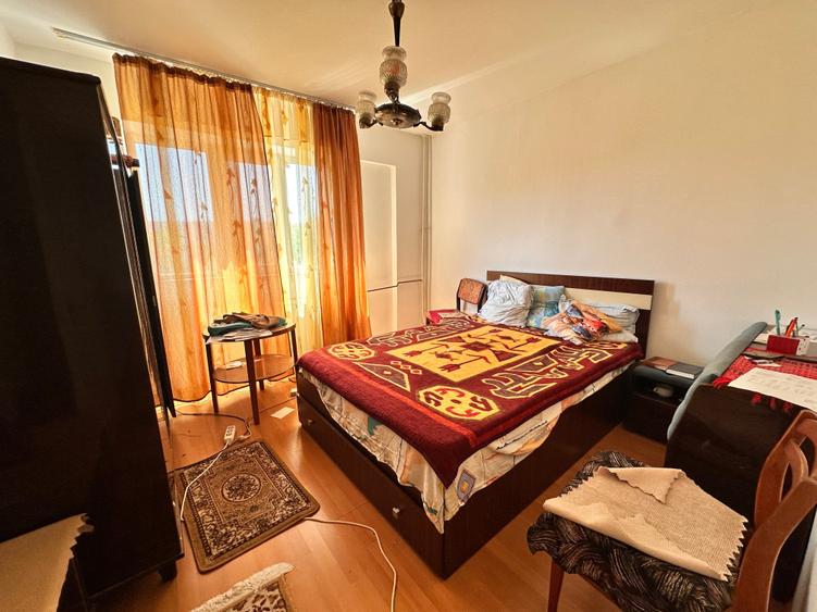 Apartament cu 2 camere decomandat în 9 Mai
