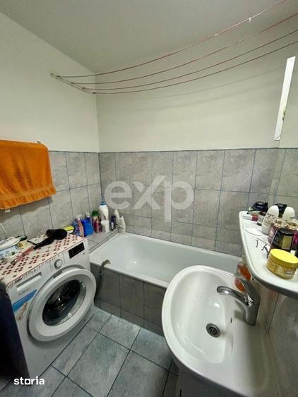 Apartament cu 3 camere decomandat, mobilat în Dârste