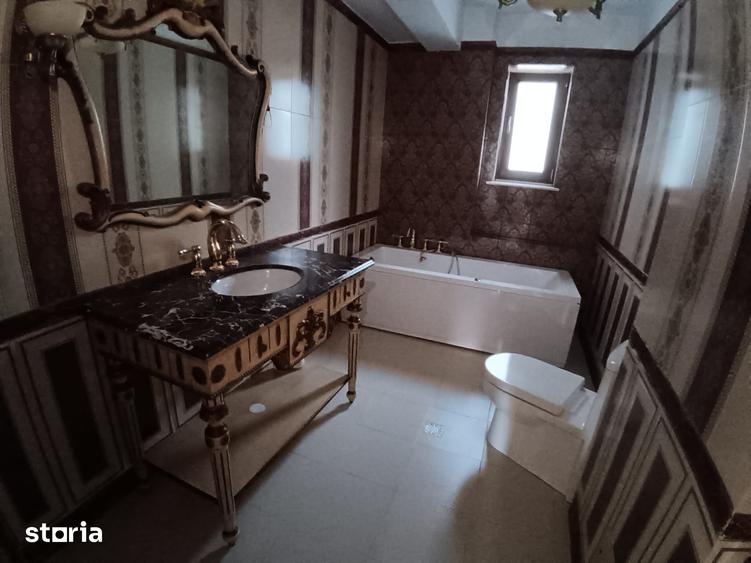 Apartament cu 3 camere în Primăverii