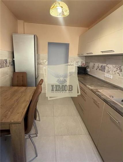 Apartament cu 2 camere decomandat, mobilat în Central