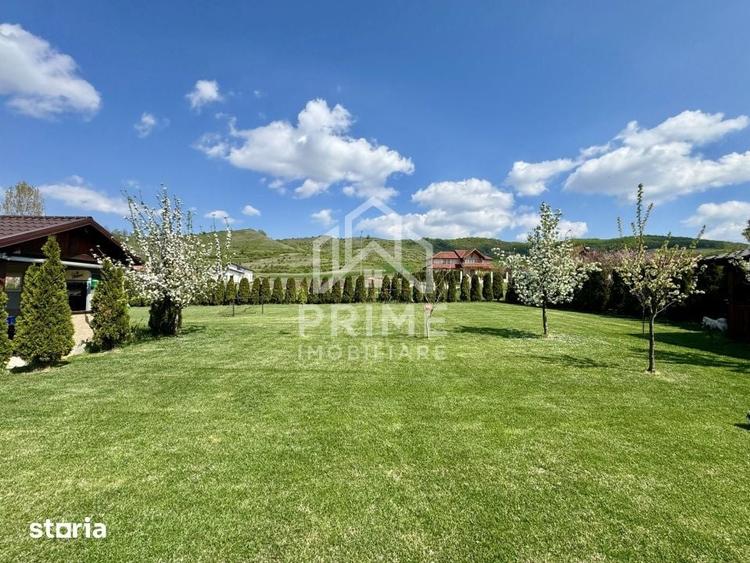 Casă cu 4 camere cu Teren 2000 Mp în Ciugud