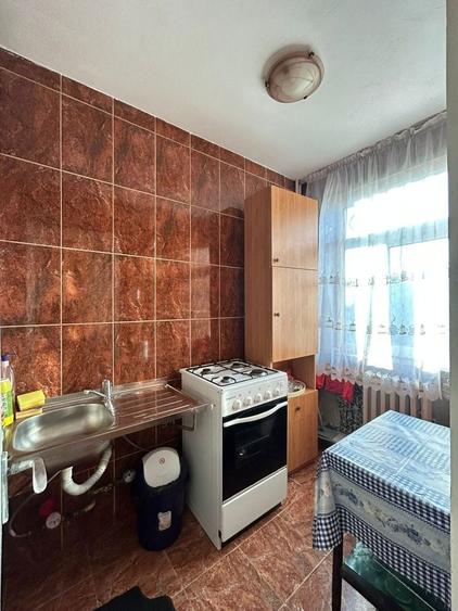 Garsonieră semidecomandată în Brazda lui Novac