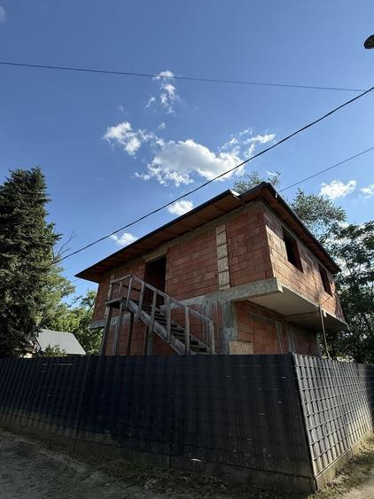 Casă cu 4 camere în 3 Insule