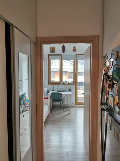 Apartament cu 4 camere decomandat, mobilat în Dămăroaia