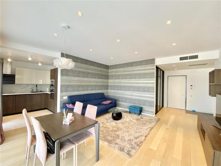 Apartament cu 3 camere decomandat, mobilat în Herăstrău