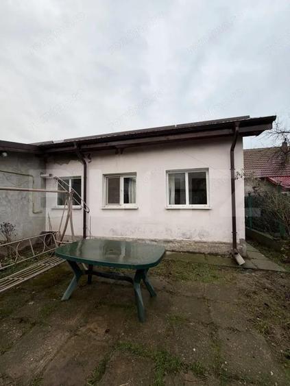 Casă cu Teren 587 Mp în Plaiul Vulcanești