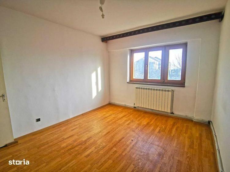 Apartament cu 4 camere decomandat în Ultracentral