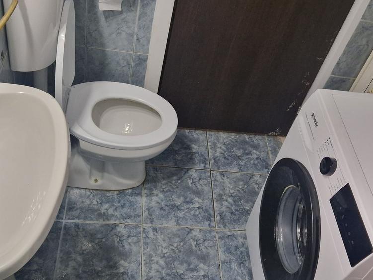 Garsonieră decomandată în Central