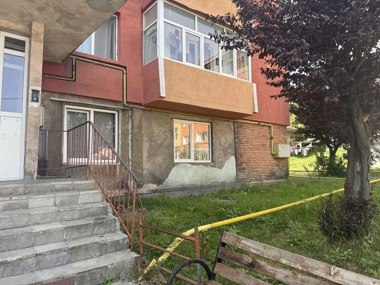 De vanzare apartament - 1