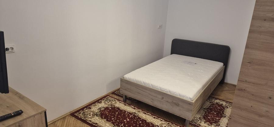 Apartament cu 2 camere decomandat în Drumul Carului