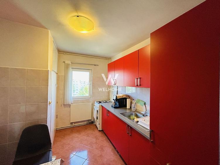 Apartament cu 3 camere decomandat în Ștrand
