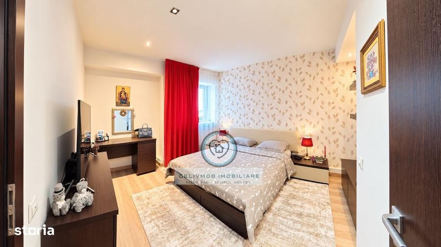Apartament cu 4 camere decomandat în Central