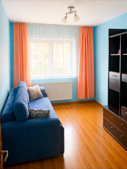 Apartament cu 3 camere decomandat în Central