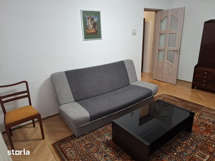 Apartament cu 2 camere semidecomandat în Central