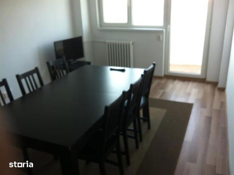 Apartament cu 3 camere decomandat, mobilat în Dorobanți