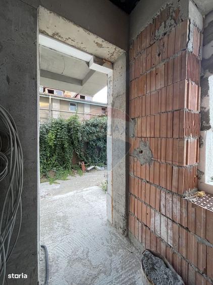 Casă cu 4 camere în Dorobanți