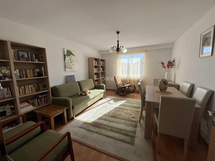 Persoana fizica, vand apartament la casa, cartier Sub Arini, Sibiu