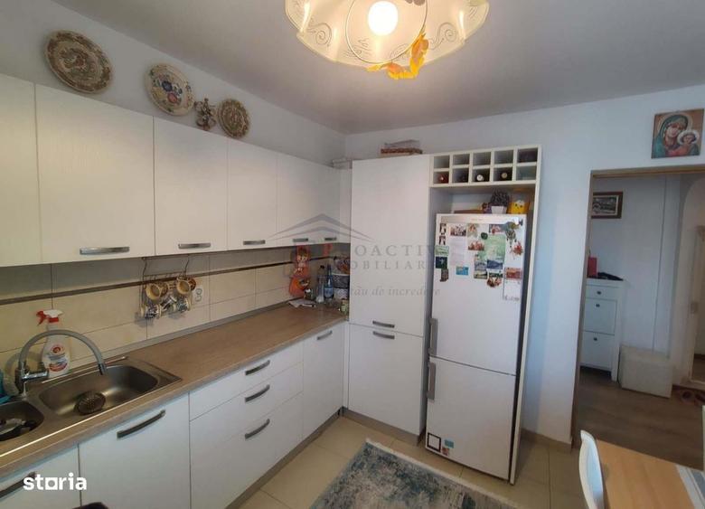 Apartament cu 4 camere în Burdujeni