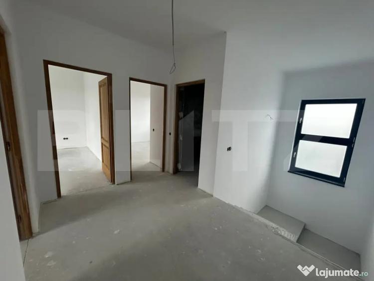Casă cu 4 camere cu Teren 250 Mp în Unirii