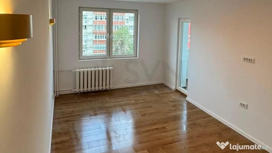 Apartament cu 3 camere decomandat în Ștefan cel Mare