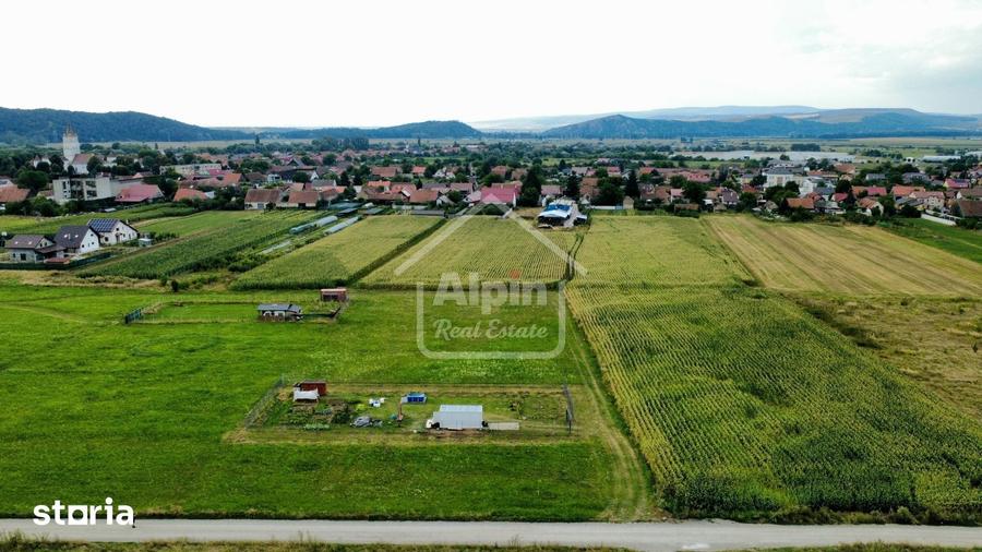 Teren de 920 mp, în Hărman