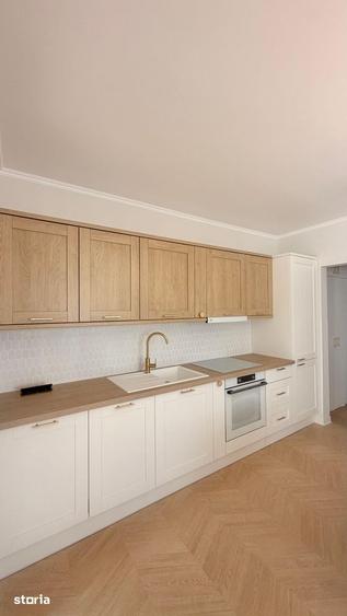 Apartament cu 3 camere în Florești