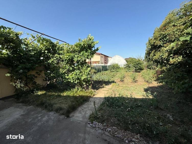 Casă cu 3 camere în Ciupercenii Noi