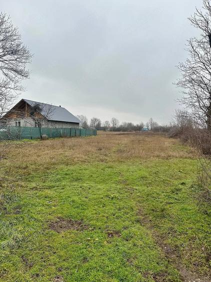 Teren de 2388 mp, în Gliganu de Jos