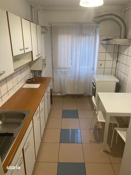 Apartament cu 2 camere decomandat în Centrul Civic