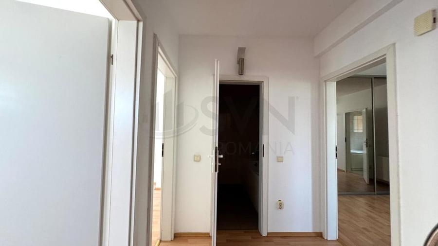 Casă cu 5 camere cu Teren 247 Mp în Floreasca