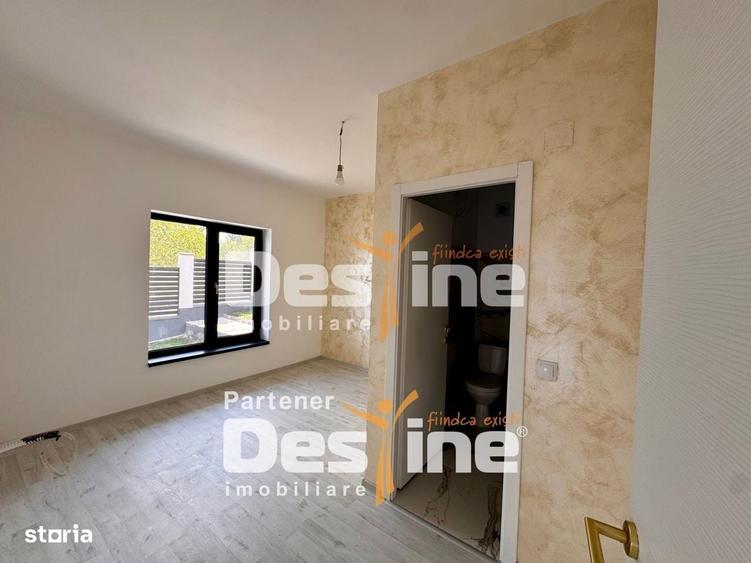 Casă cu 4 camere în Morăreni