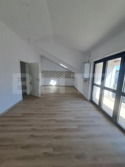 Apartament 3 camere, openspace, cu parcare Sanpetru - 2