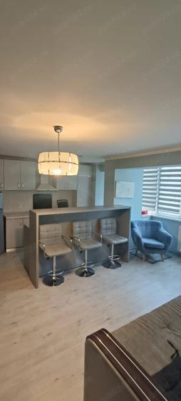 Apartament cu 2 camere semidecomandat în Central