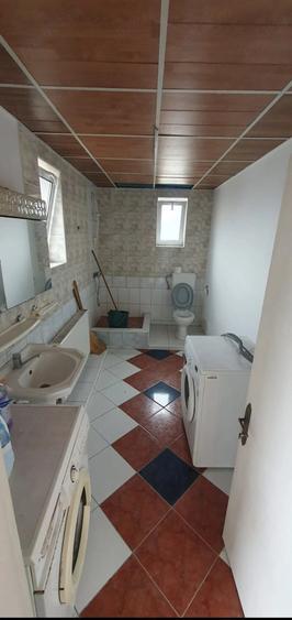 Casă cu 4 camere cu Teren 845 Mp în Gostinari