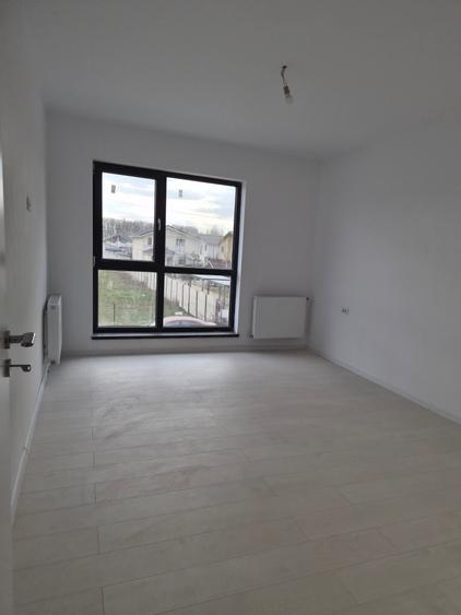 Casă individuală cu 3 camere cu Teren 250 Mp în Central